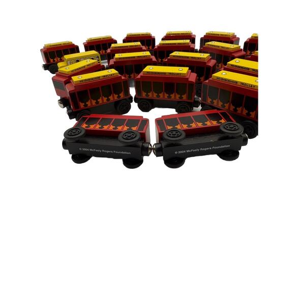 2004 McFeely Roger's Foundation Mr Rogers Neighborhood Trolley Wooden Train Car - Picture 9 of 13